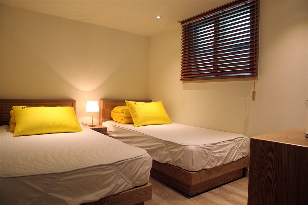 Hotel 24 Station Premier
