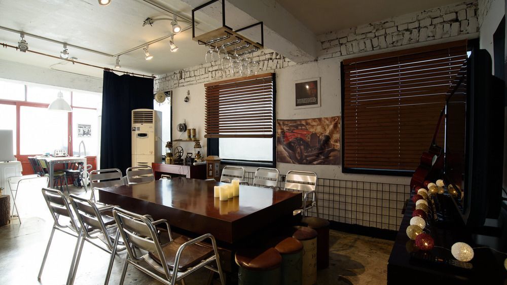 Bunker Factory Hotel 2*