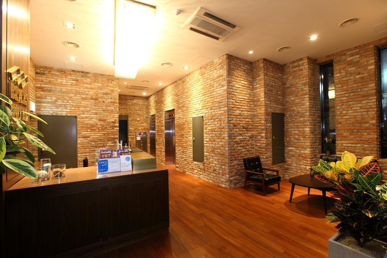 Bricks Hotel