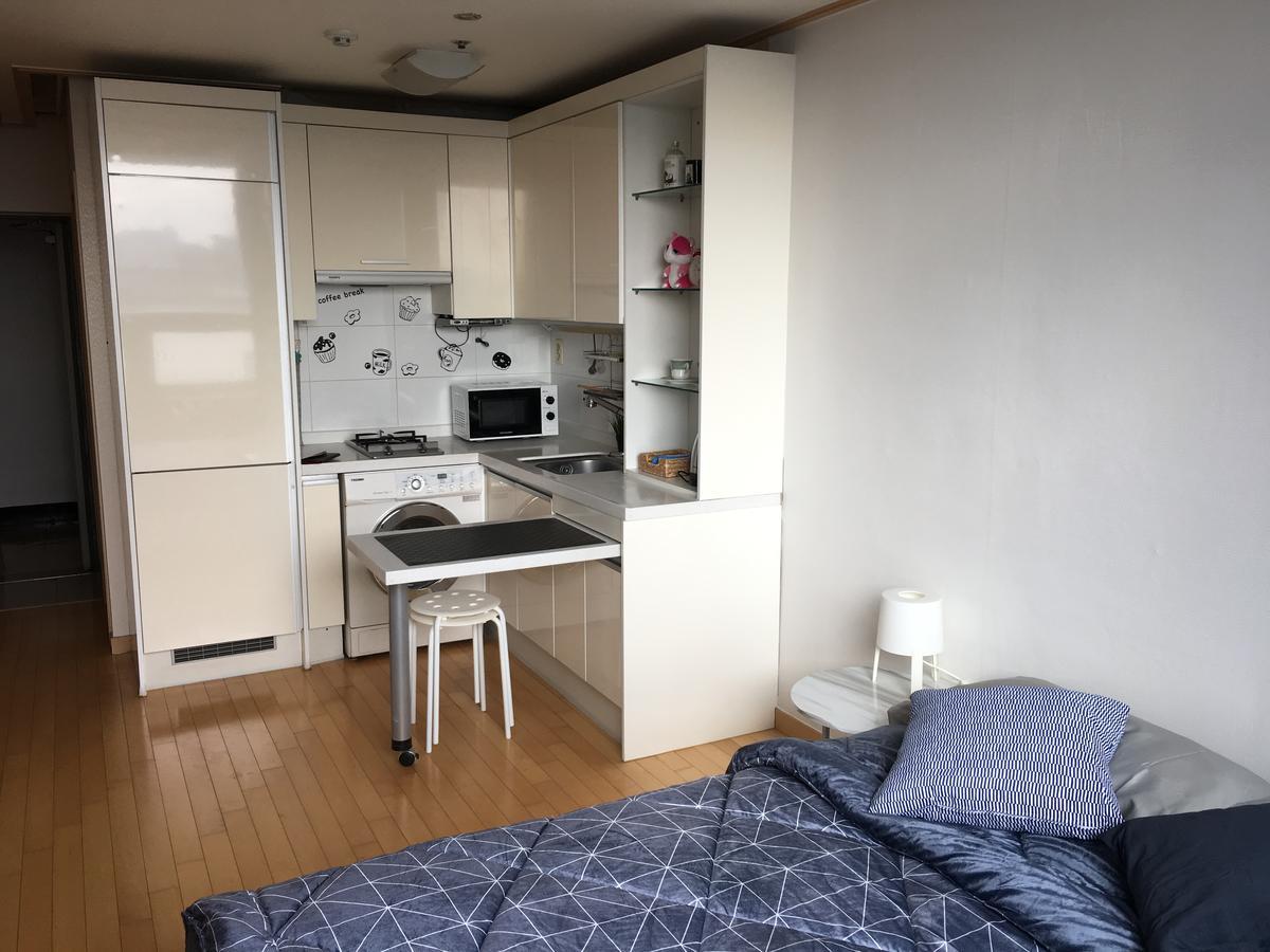Apartment Jamsil House *