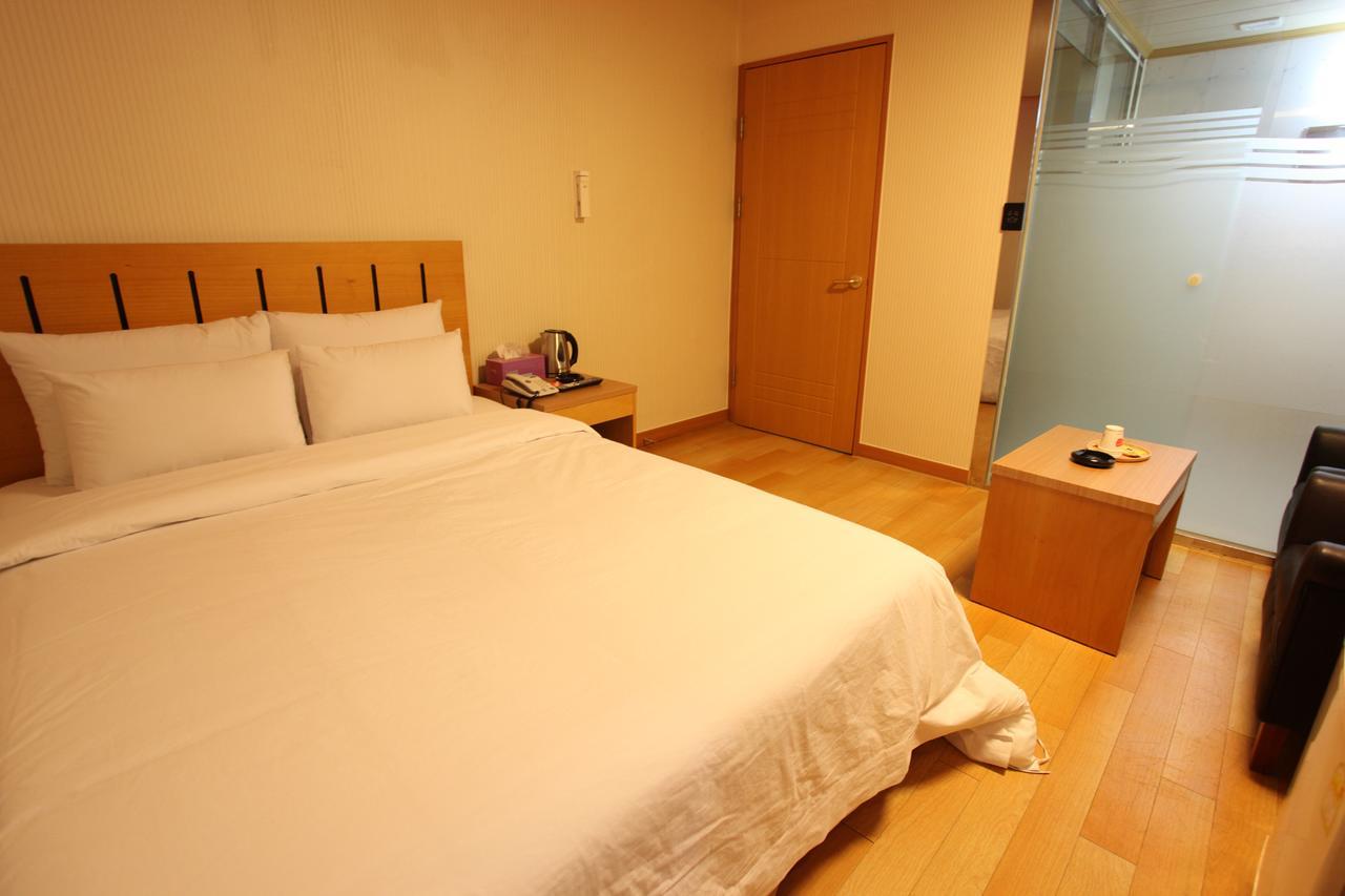 Prince Hotel
