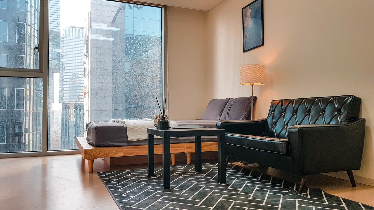 Apartment J Studio Gangnam Station Seoul
