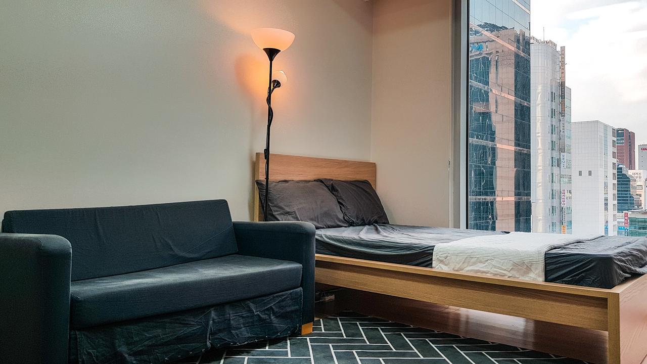 Apartment J Studio Gangnam Station
