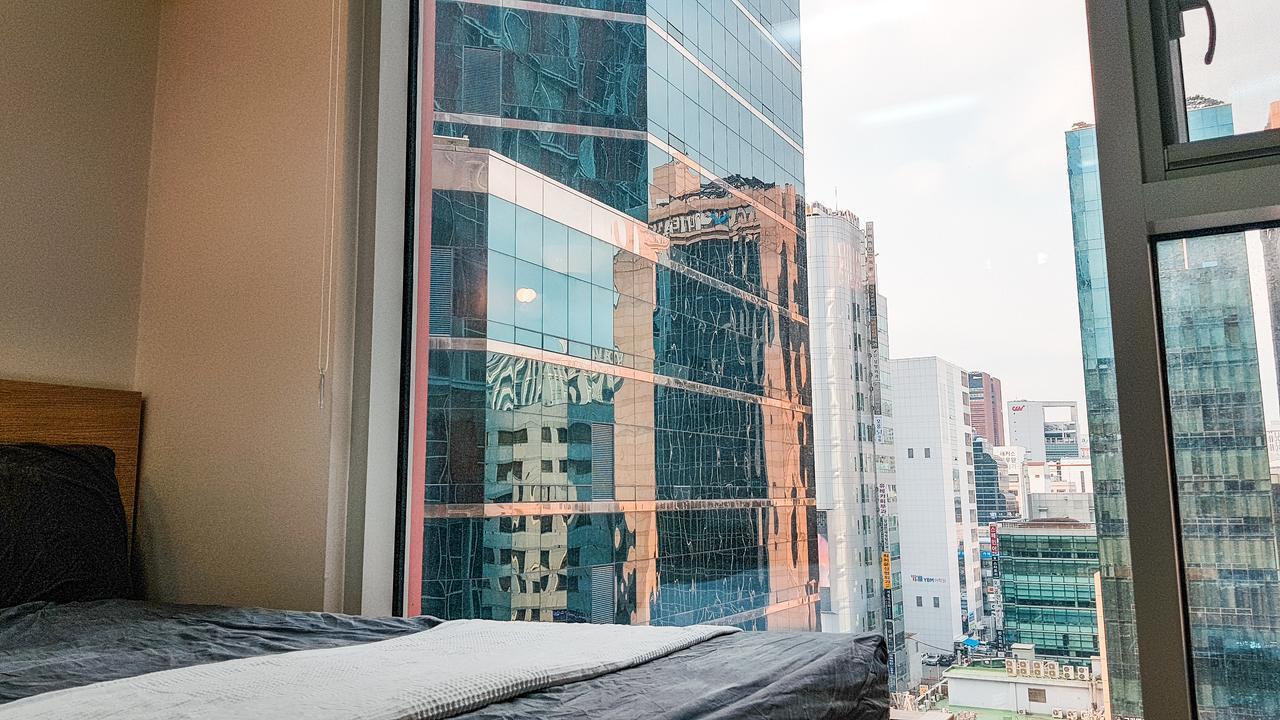 J Studio Gangnam Station * Seoul