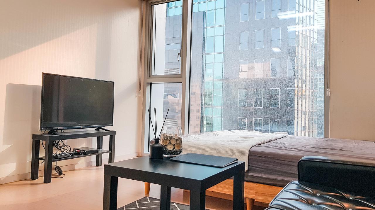 Apartment J Studio Gangnam Station