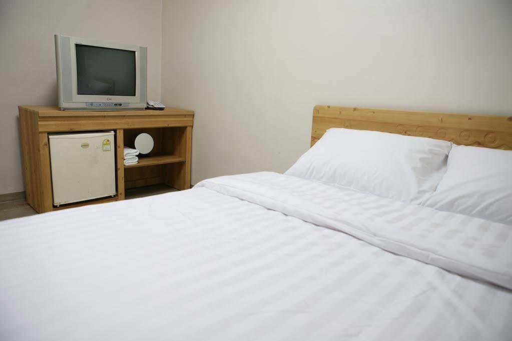 24guesthouse Myeongdong Hotel 2*