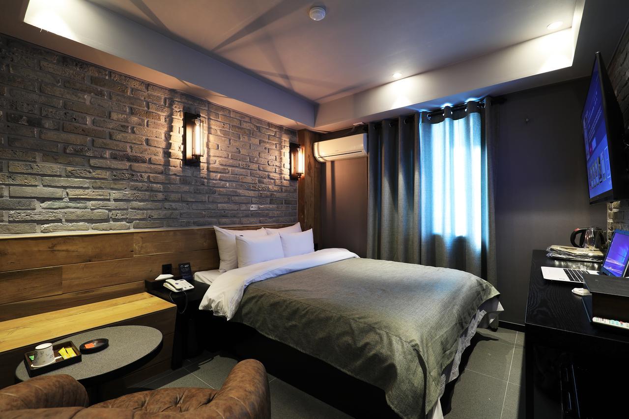 Rainbow Yongsan Hotel 3*