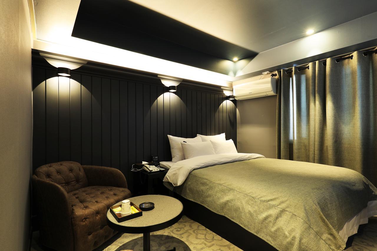 Rainbow Yongsan Hotel 3*