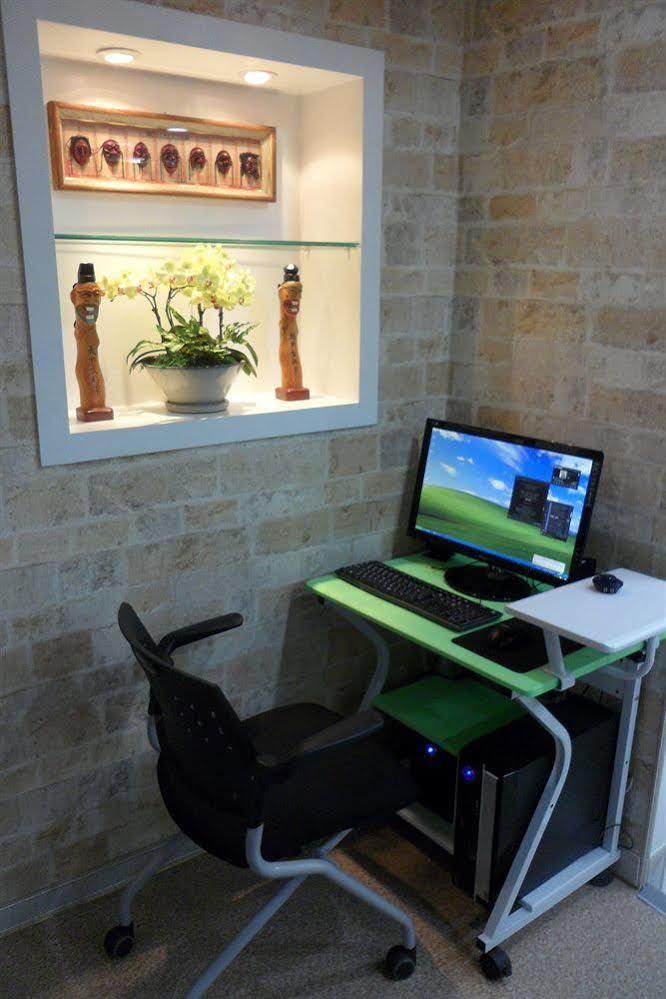 Green Tel Hotel *