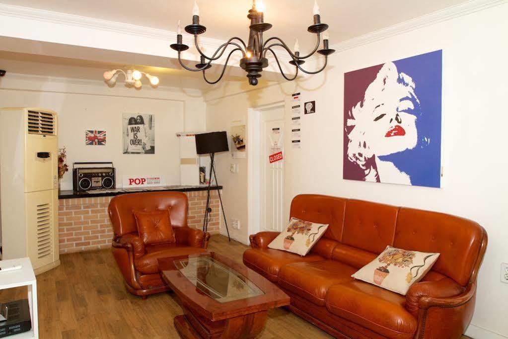 Pop @ Itaewon Guesthouse 2*
