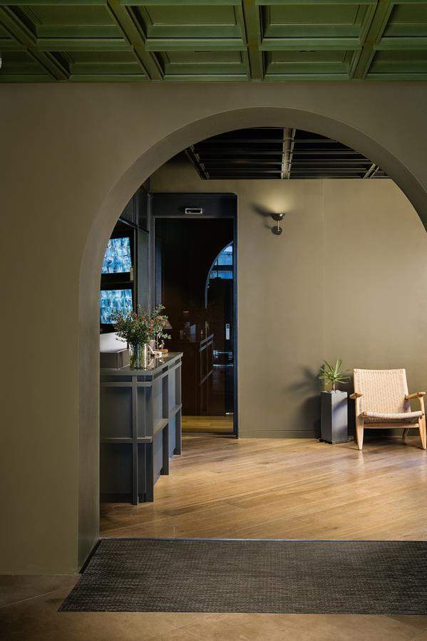Gugu Hotel