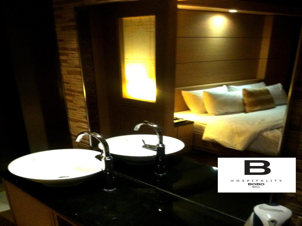 Bobo Hongdae Hotel