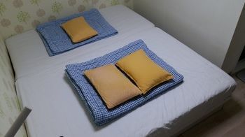 Tomato Hotel