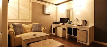Art Hotel 3*