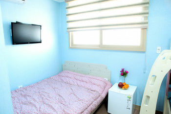 Well Hotel 2*