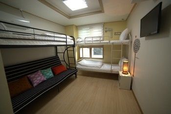 Hotel Cozybox 2*