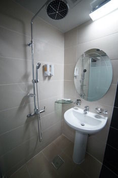 Hotel Cozybox 2*