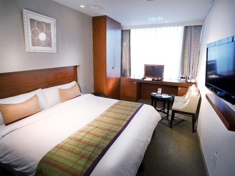 Pj Myeongdong Hotel 4*