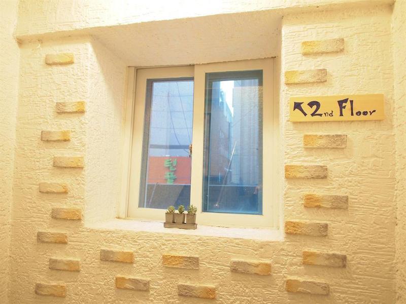 Shinchon Hostel