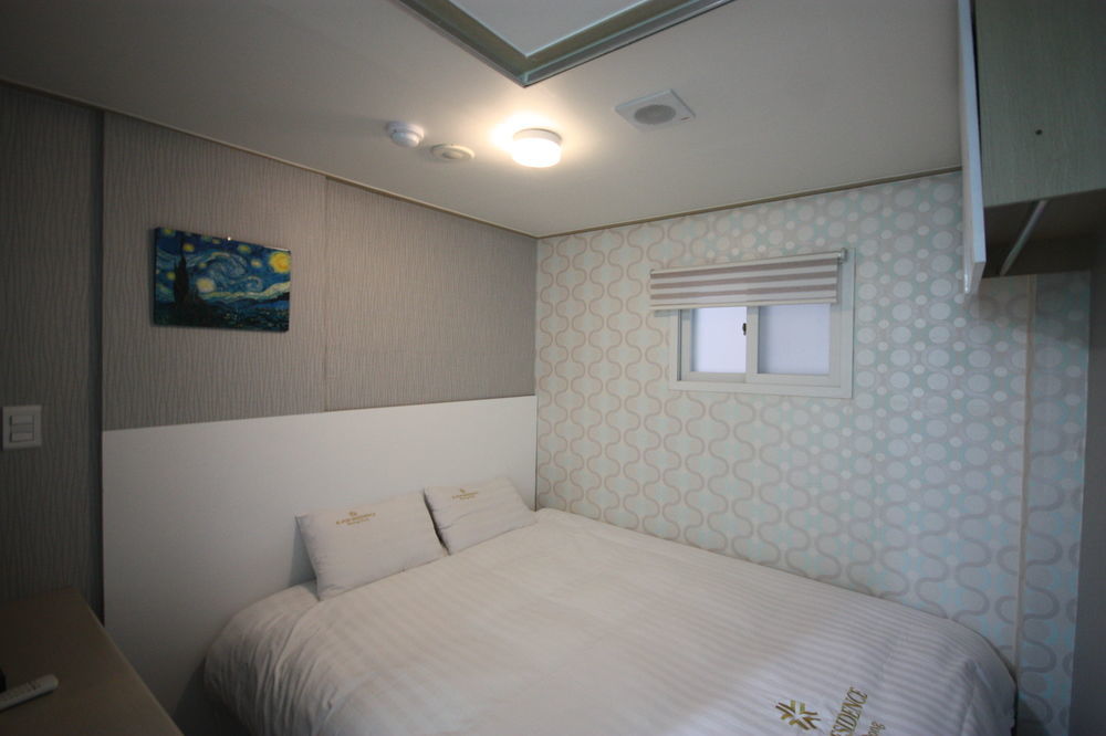 Aparthotel K-Pop Residence Myeongdong 1 2*