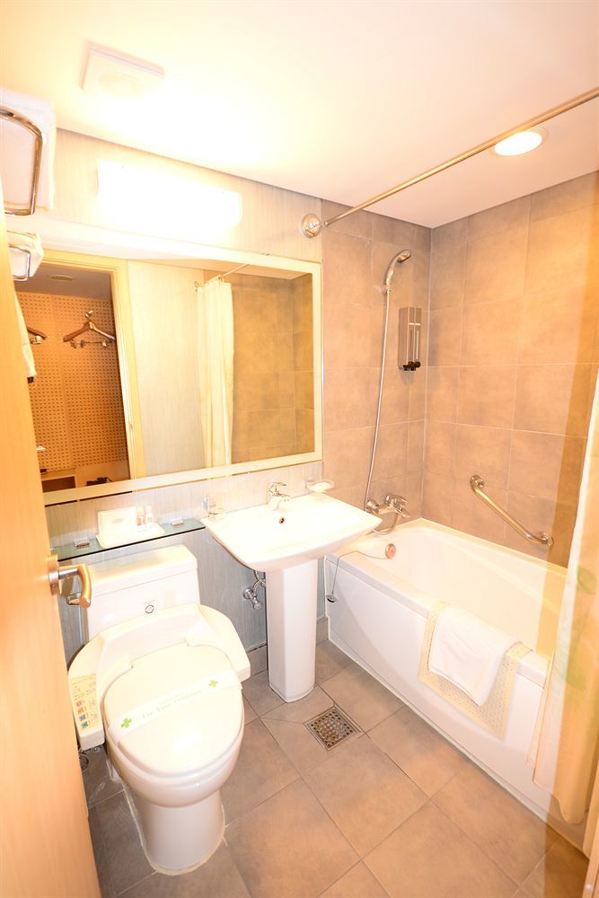Hotel Young Dong 3*