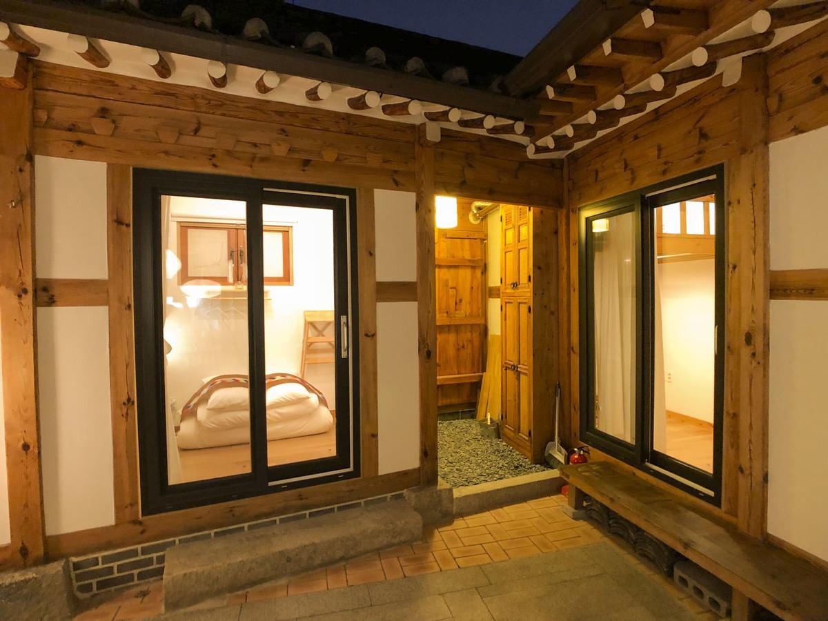 Jay Hanok ㅡ 3br 3bath ㅡ 8min From Anguk Stn Holiday home *