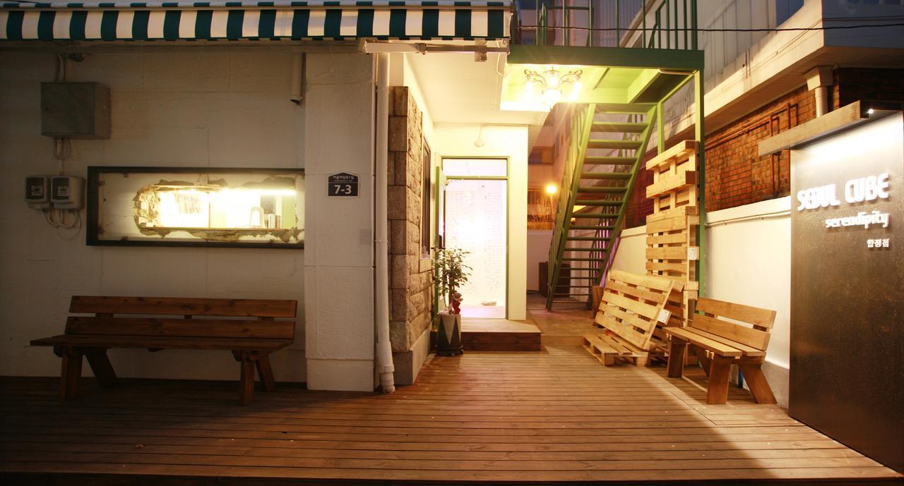 Mongshang Cube Capsule hotel