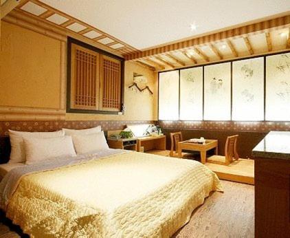 Max Motel 2*