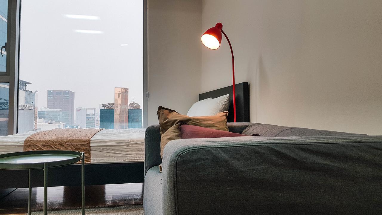 Apartment J Studio Gangnam Station *