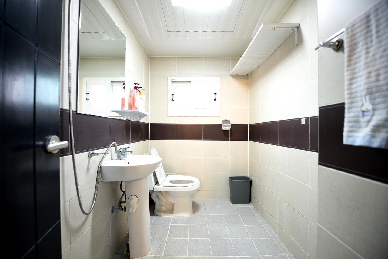 The One Hongdae In - Foreigner Only Hostel
