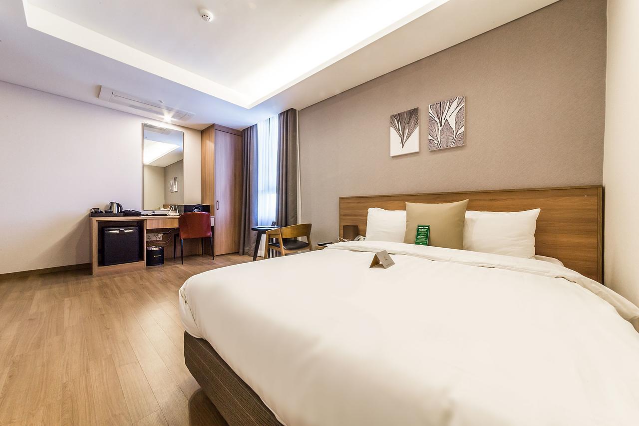 Wd Hotel