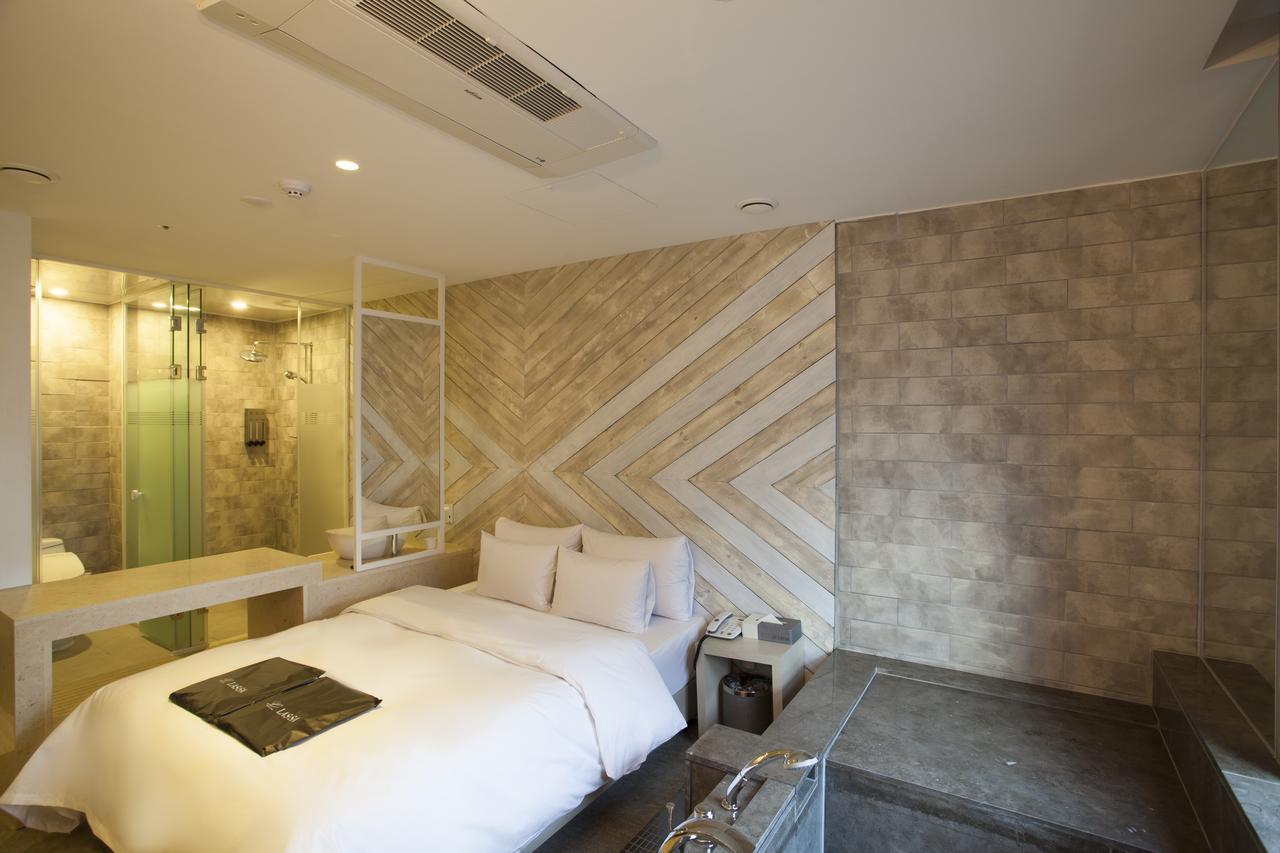 Lassa Hotel