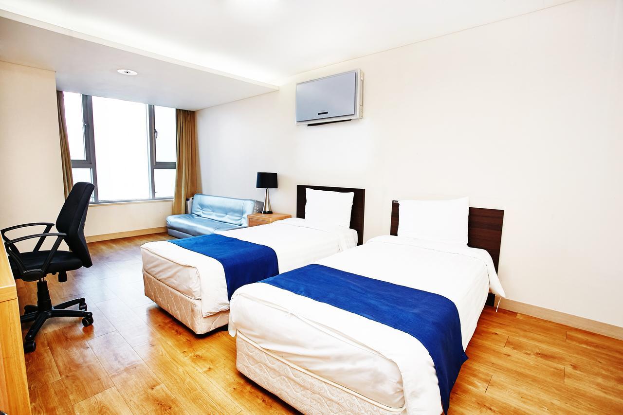Hyundai Apartment