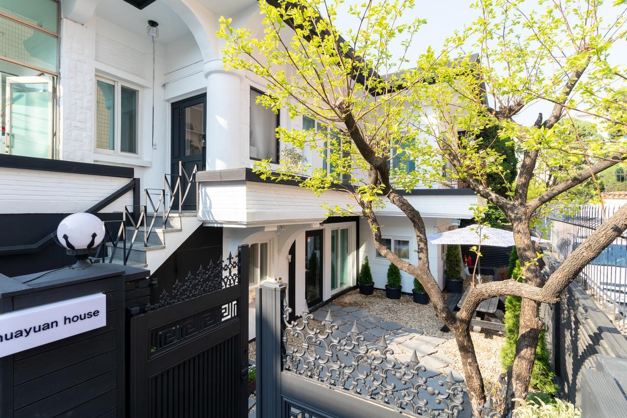 Guest house Hongdae 4min Soju House Seoul
