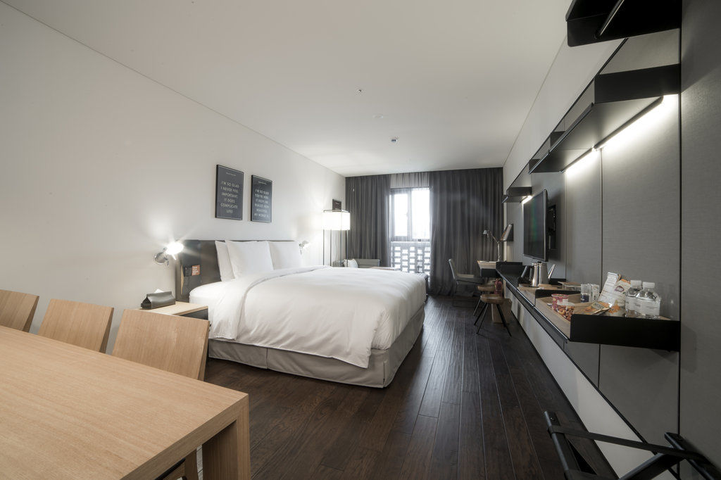 Glad Yeouido Seul