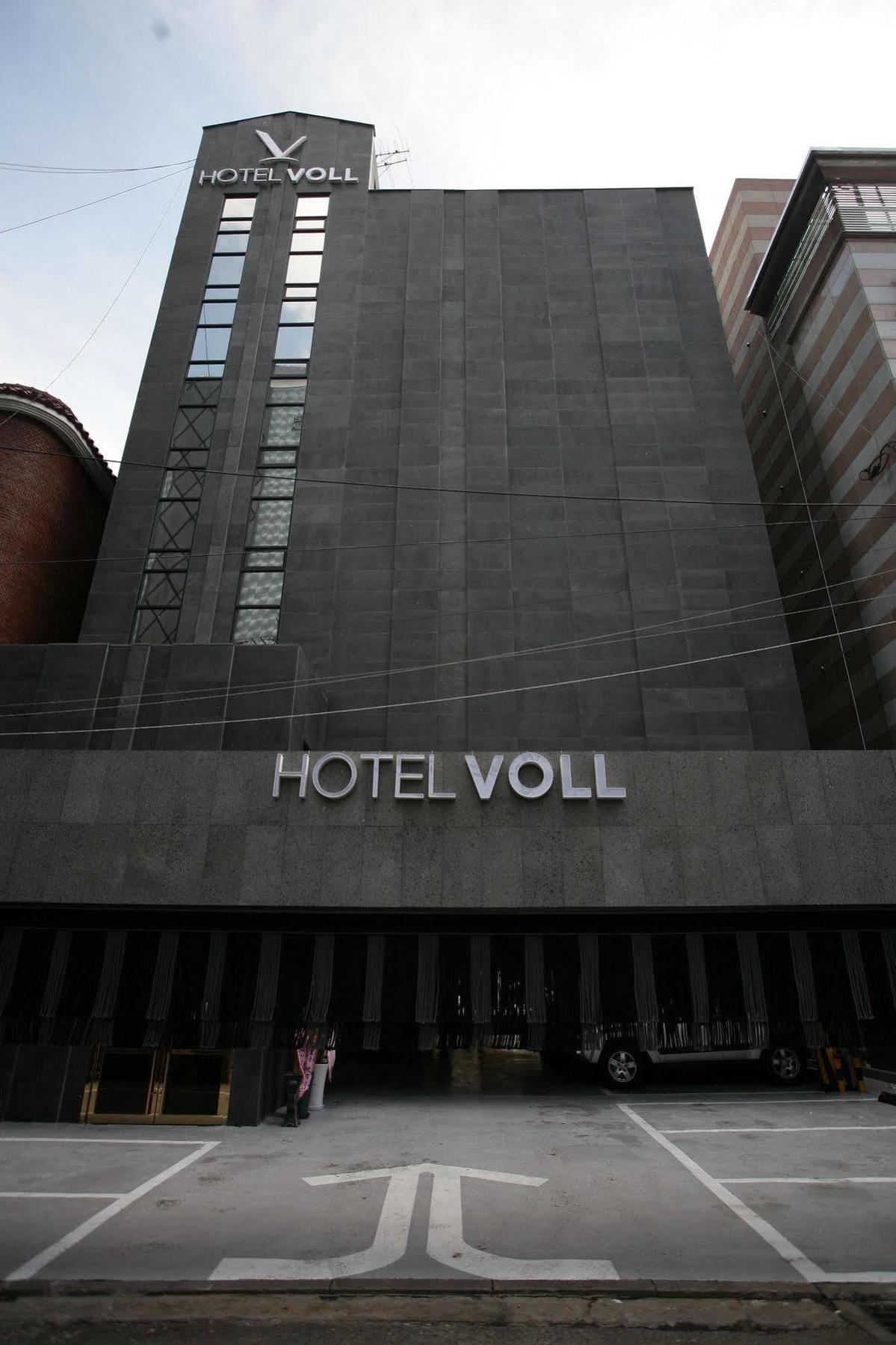 Voll