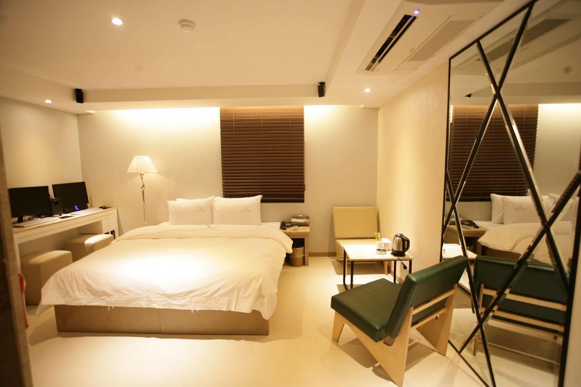 Voll Hotel