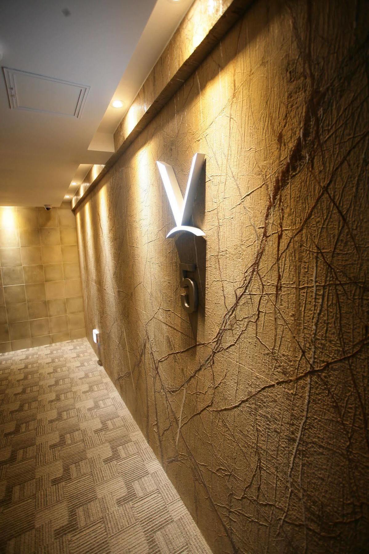 Voll 3* Seoul
