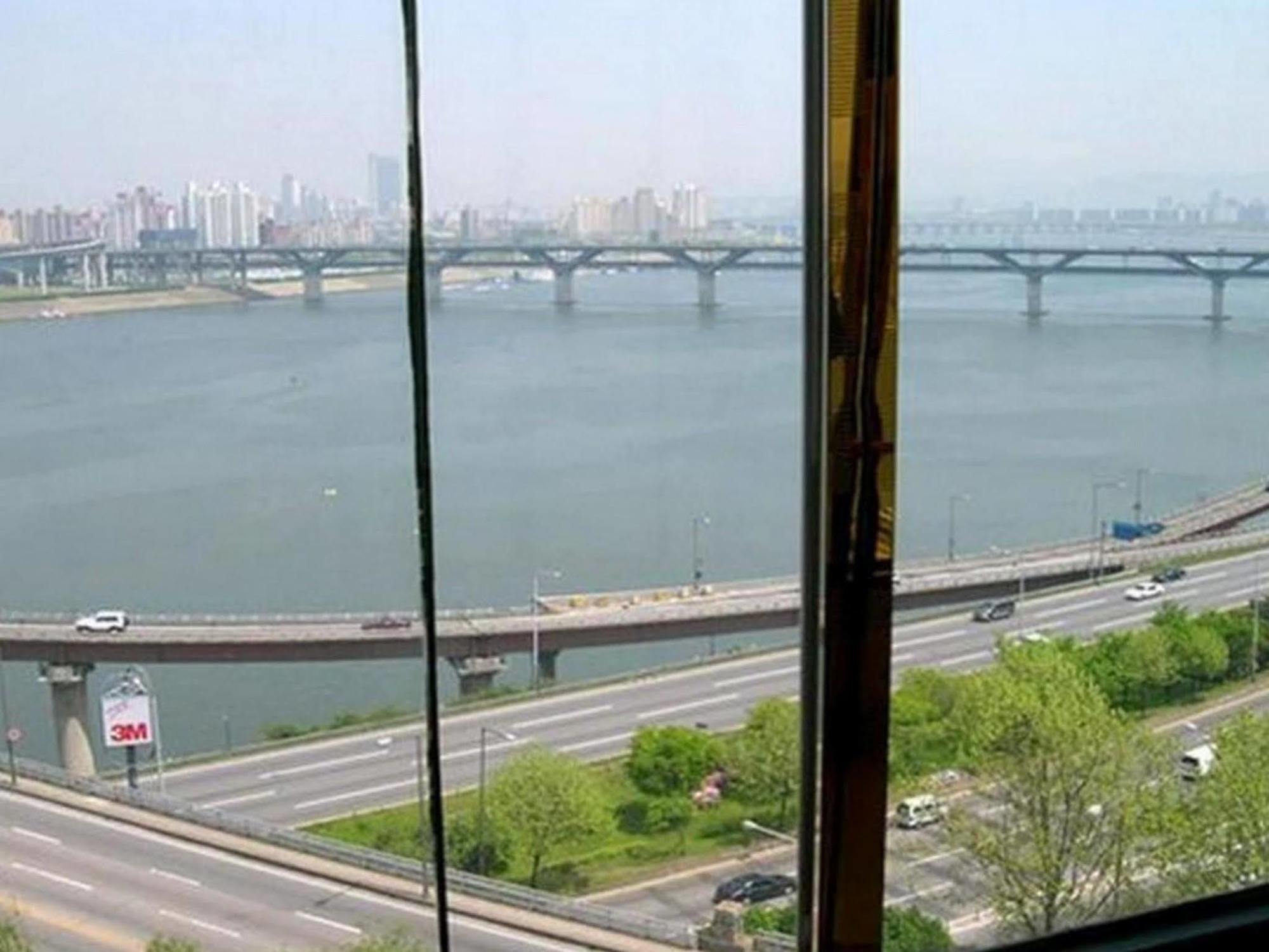 Ellui Hotel 4*