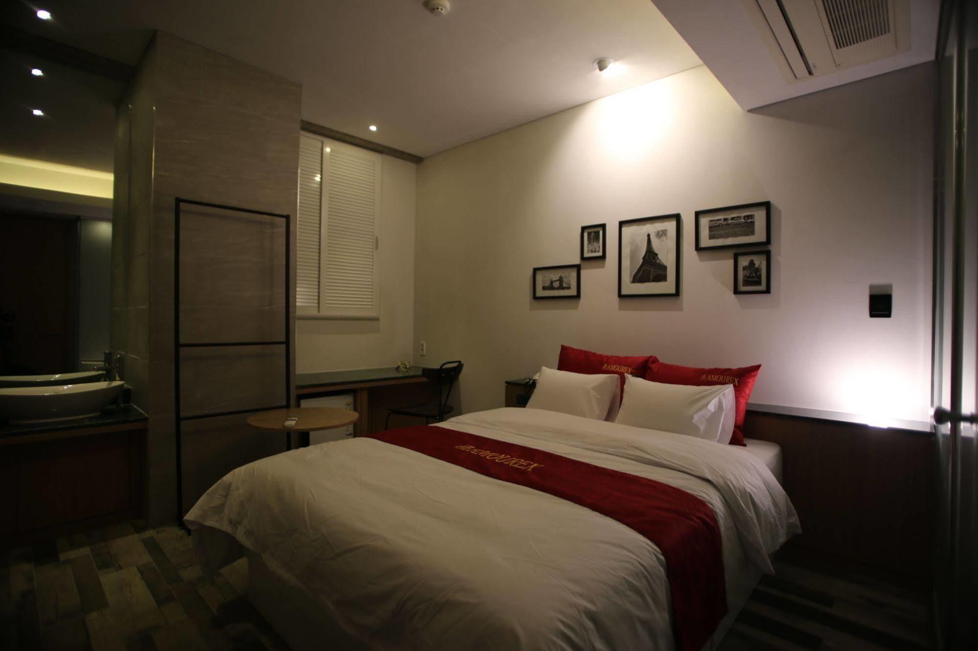 Amourex 3* Seoul