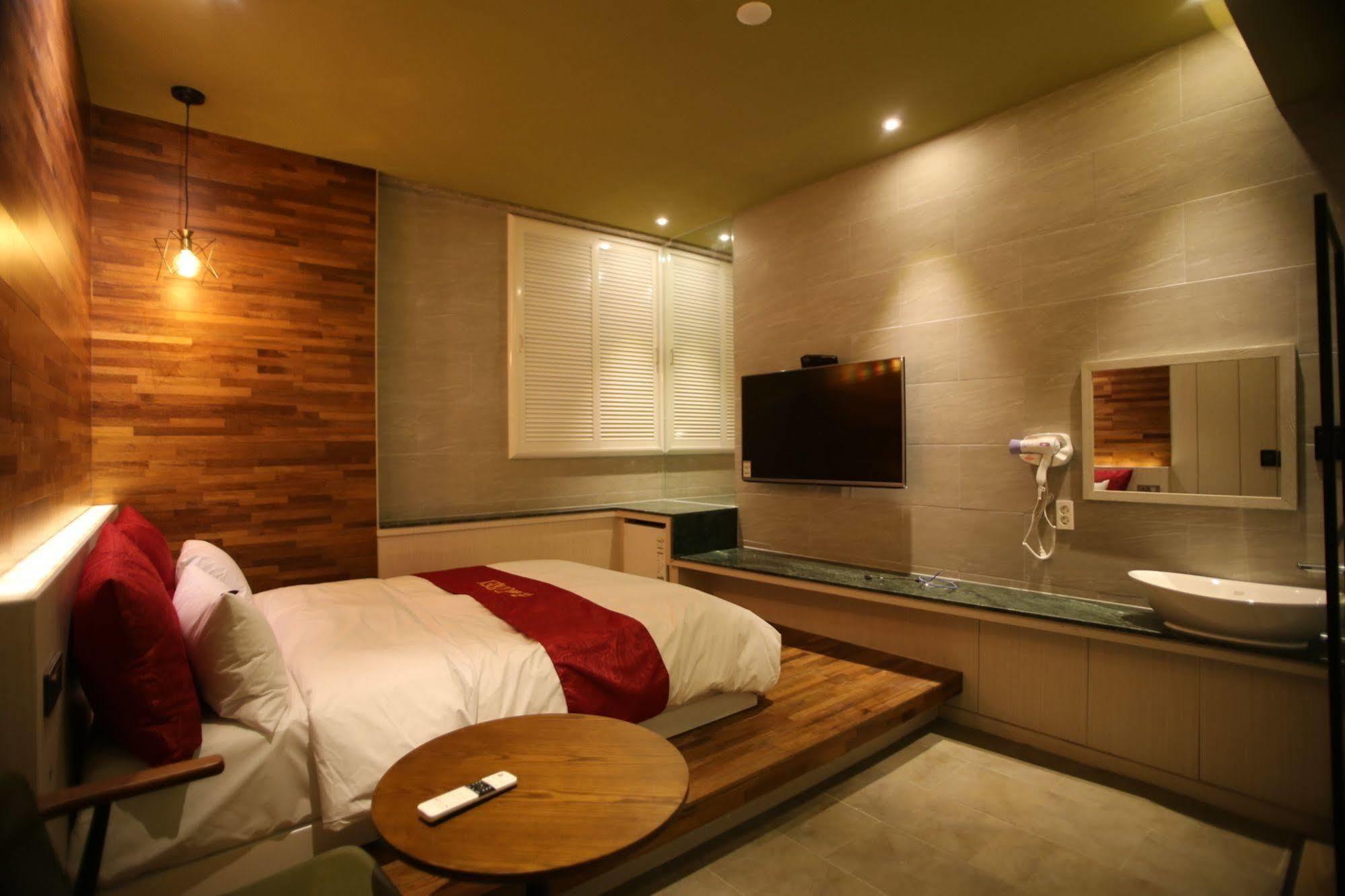 Amourex Hotel 3*