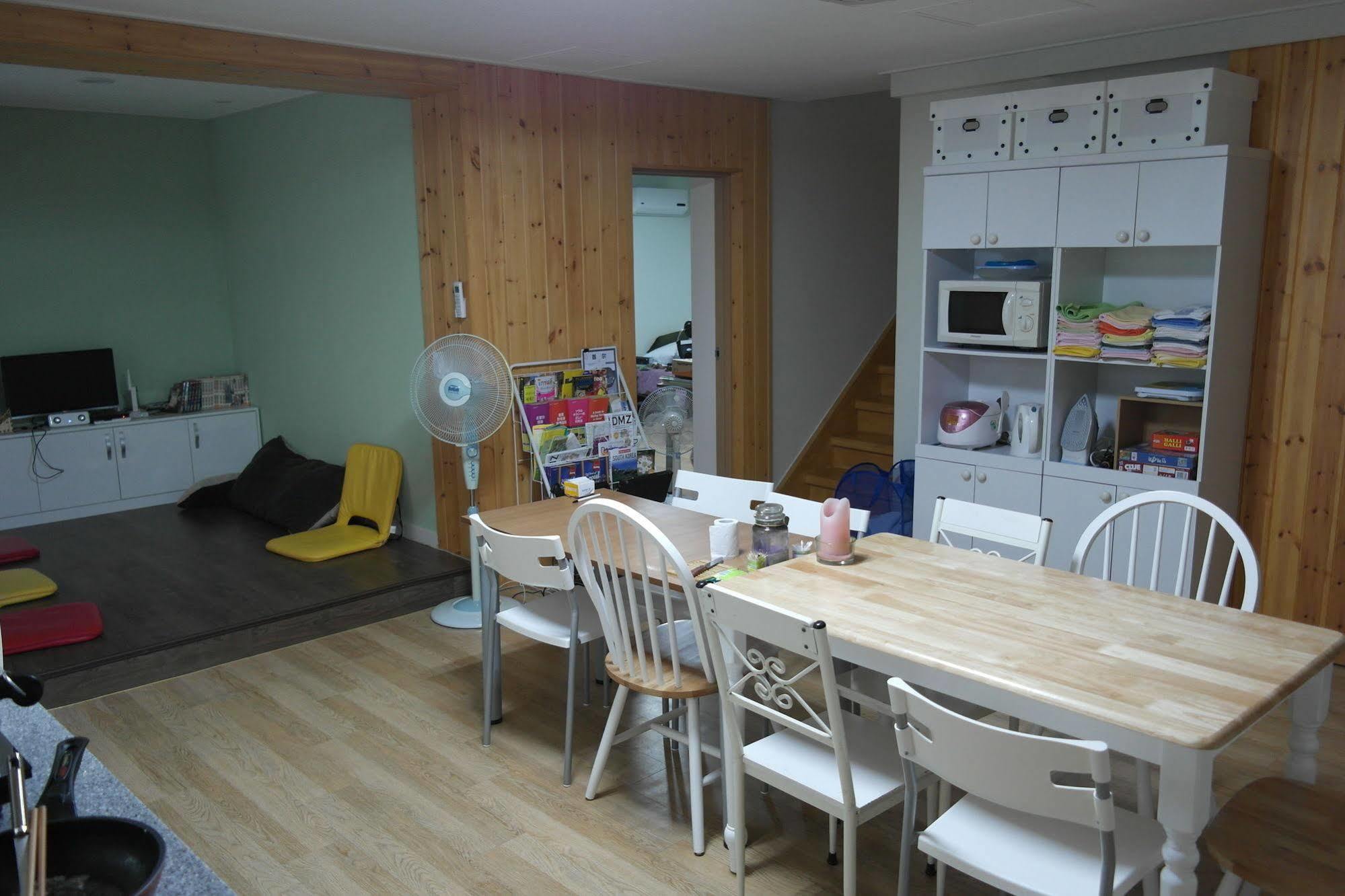 Agit Guest house