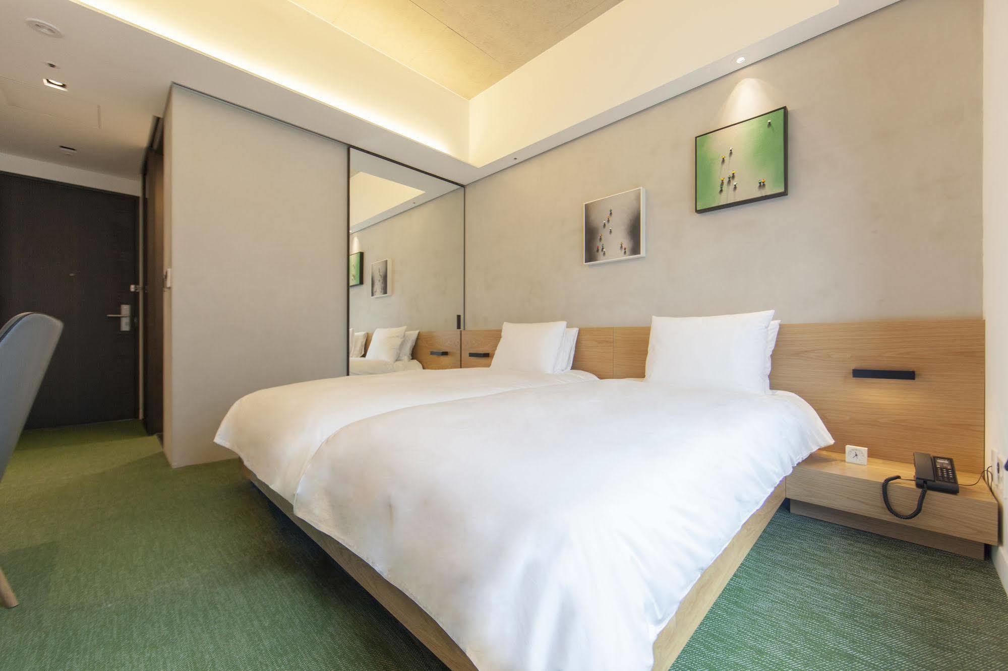 Hotel Stayb Myeongdong 3*