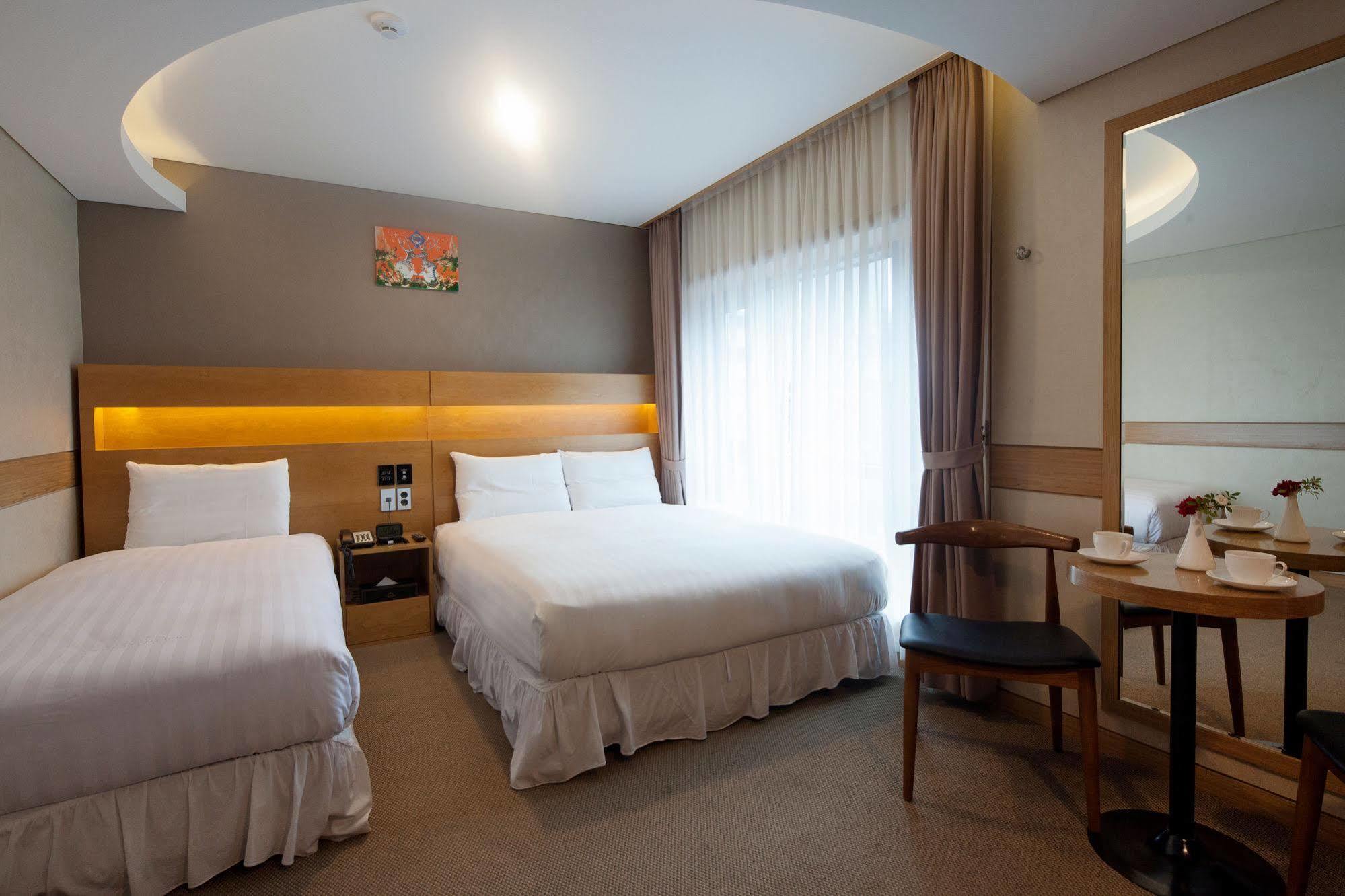 Floral Namsan Myeongdong 3* Seoul
