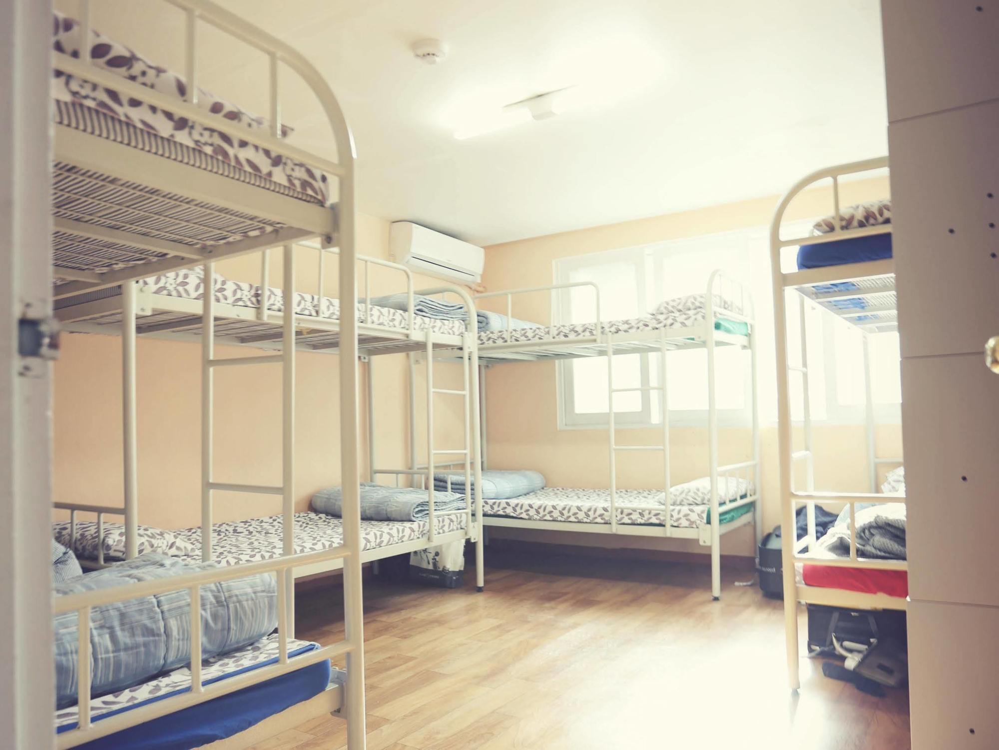 Apartment Chingu Hongdae
