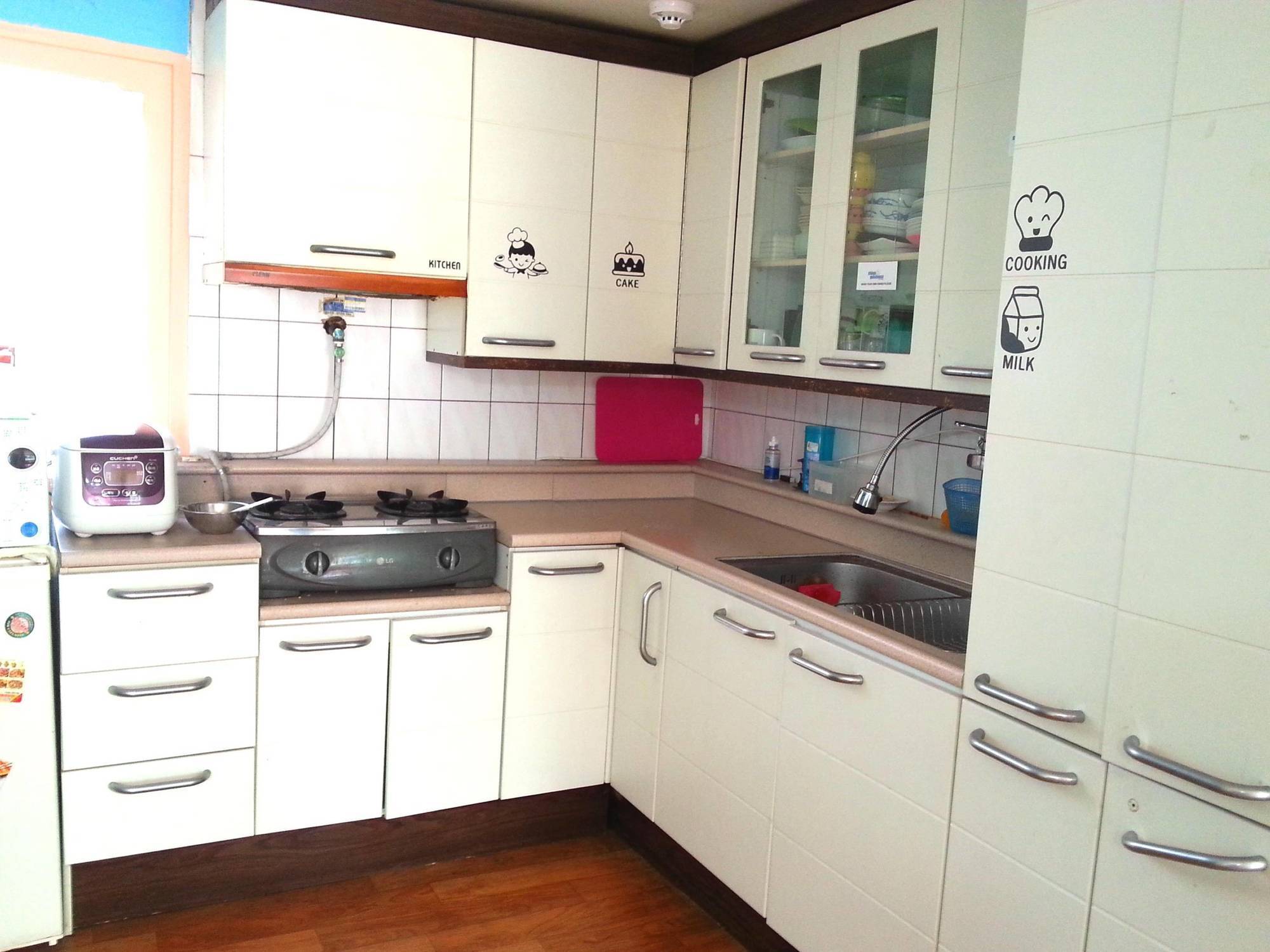 Chingu Hongdae Apartment Seoul
