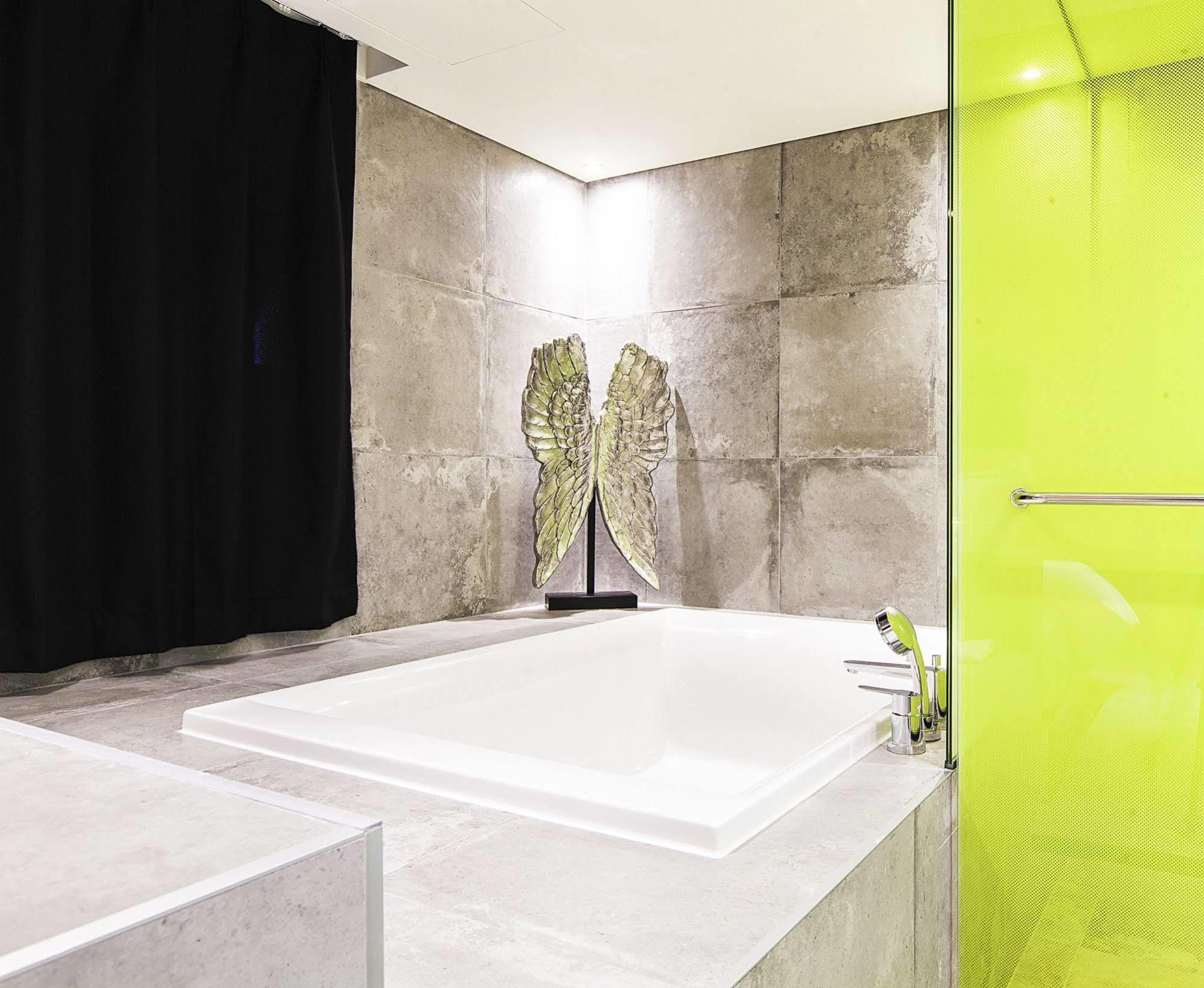Hotel Richwell 3*