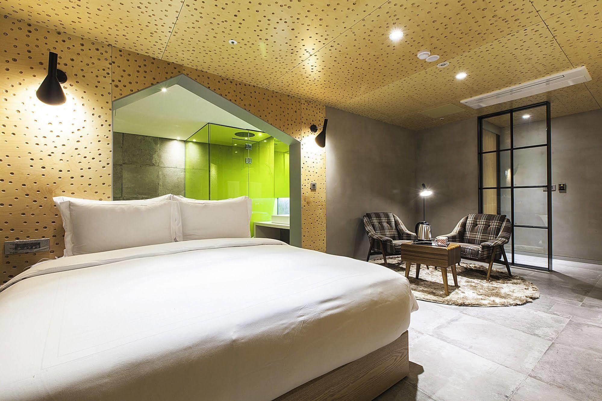 Hotel Richwell 3*