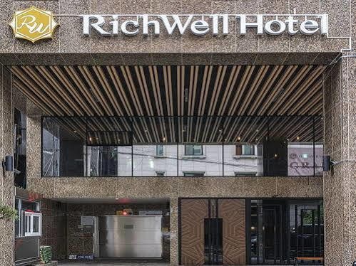 Richwell 3*
