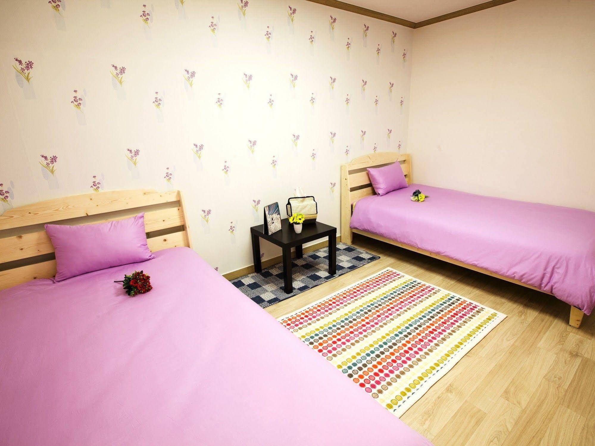 Corner * Seul